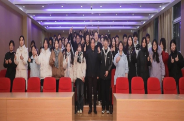 周口交通技師學院“AI相伴 智慧校園”AI情景劇大賽圓滿落幕