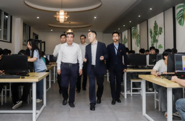 省教育廳副廳長陳垠亭一行蒞臨我校檢查指導(dǎo)工作