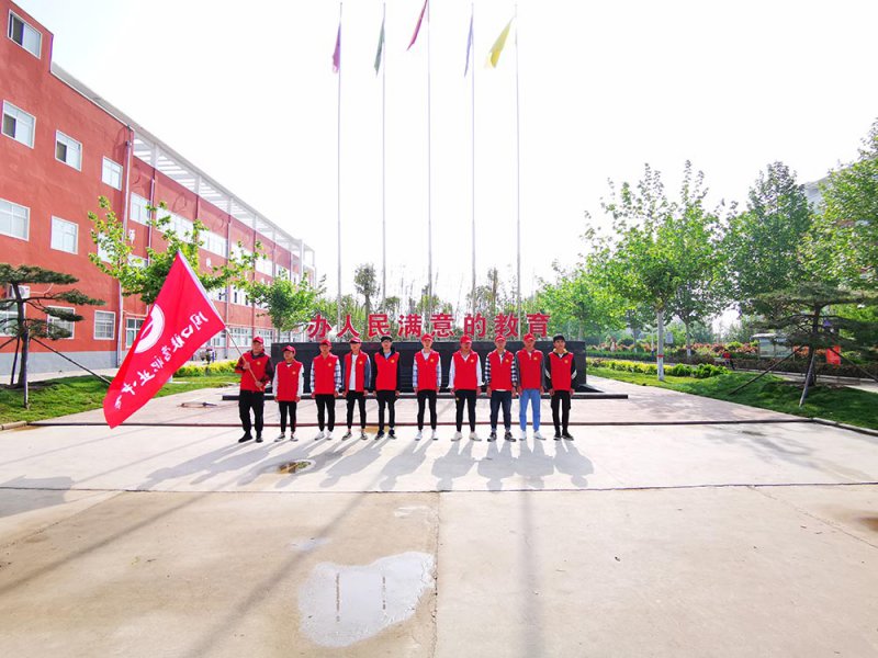 周口交通技師學(xué)院深入社區(qū)協(xié)力創(chuàng)城